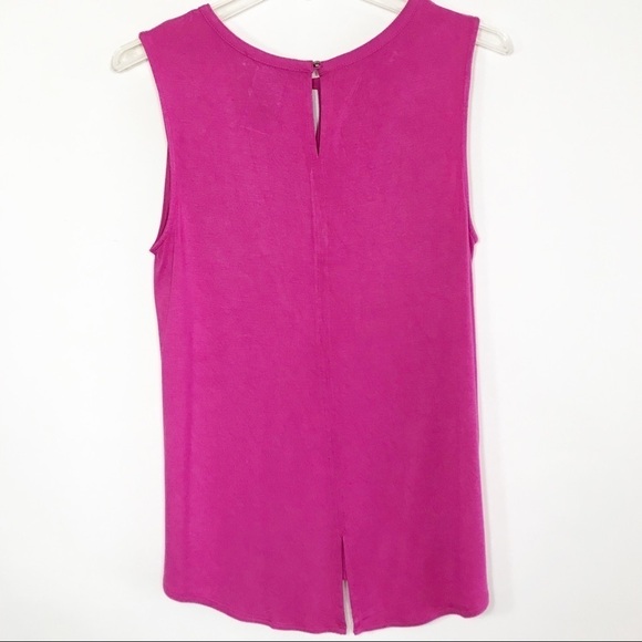 Grace Elements Magenta Pink Sleeveless Top Size Medium Embroidered Key Hole Neck - Picture 2 of 6